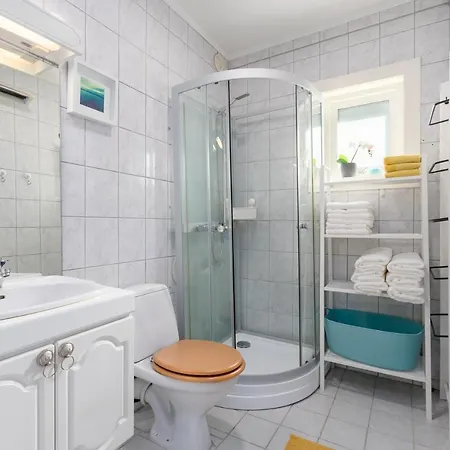 Large 3br City With Amazing View, Family Friendly *